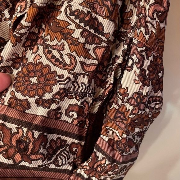 Olivaceous romper - Picture 2 of 9